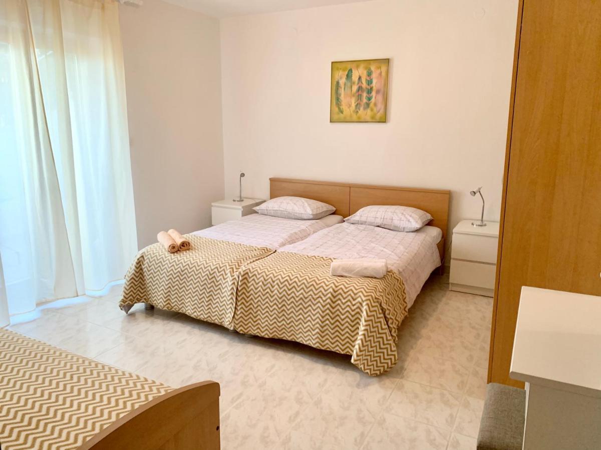 Martin Apartments ロヴィニ エクステリア 写真